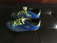 Rawling soccer shoes.