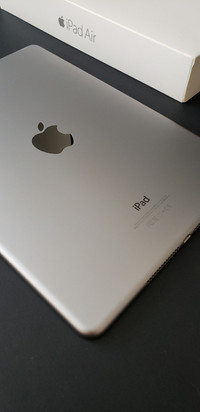 Apple iPad Air 2/ 128 Gb/ OS 15.7.5 + Smart Case + Screen Armour