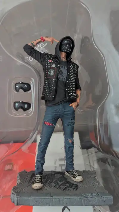 Watch Dogs 2 - The Wrench Figurine UbiSoft officiel, View more