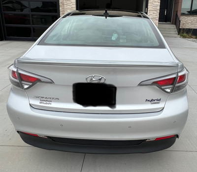 Fully loaded 2016 Sonata Hyundai Hybrid Ultimate