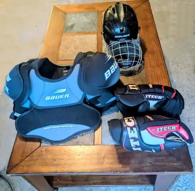 Bauer Supreme Shoulder pads Helmet w/cage- CCM hockey gloves, View more