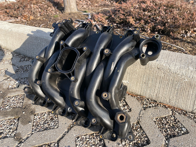 1999 Ford Mustang GT 4.6L intake manifold- Ford#IL2E-9424-DB NLA in Engine & Engine Parts in City of Toronto - Image 3