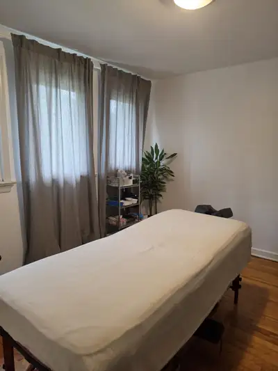 ## Treatment Room for Rent – Zen Clinic of Natural Therapy (Ottawa) **Grow your practice in a profes...