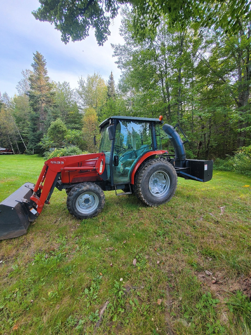 Massey Ferguson 1533 4x4 Low 745hours Farming Equipment Moncton