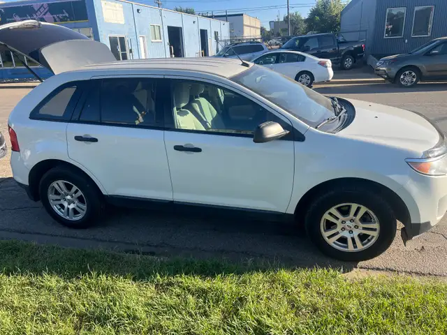 2011 ford edge 