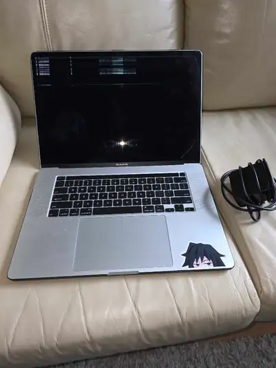  Macbook Pro 16"   2019, View more