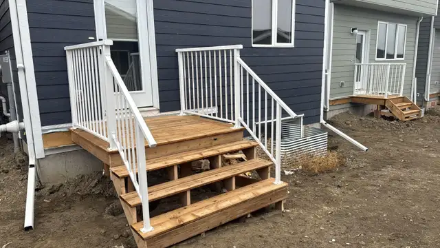 custom deck , patio 62863722834945123