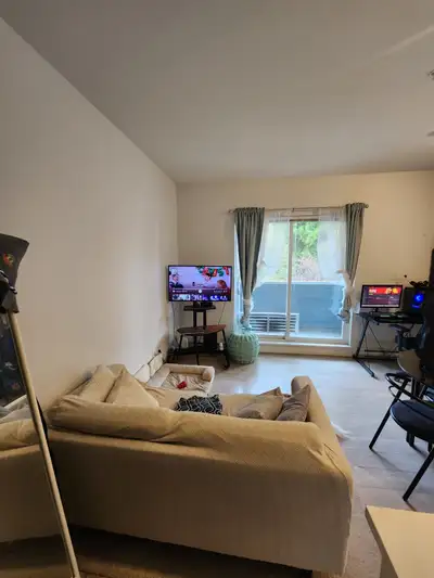 Balance is a contemporary collection of the one bedroom condos located at the gateway to Surreys new...