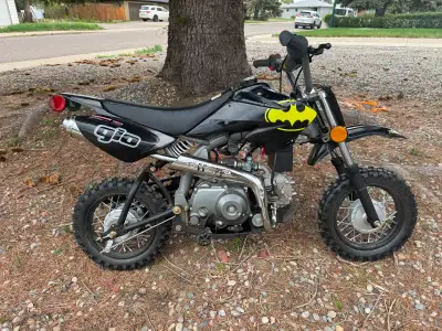 Cool little 70cc Single speed Batman dirt bike for kids: Runs great, very lightly used. South Side p...