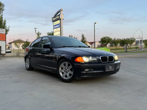 2001 BMW 3 Series 325i