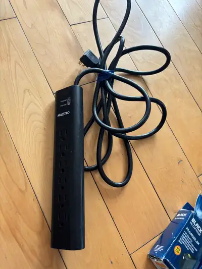 Power bar six prises, View more