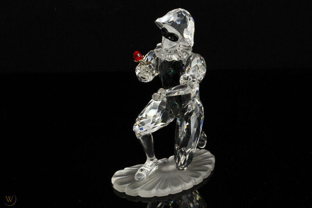 SWAROVSKI CRYSTAL  2001  HARLEQUIN Annual Edition and Stand in Arts & Collectibles in Thunder Bay