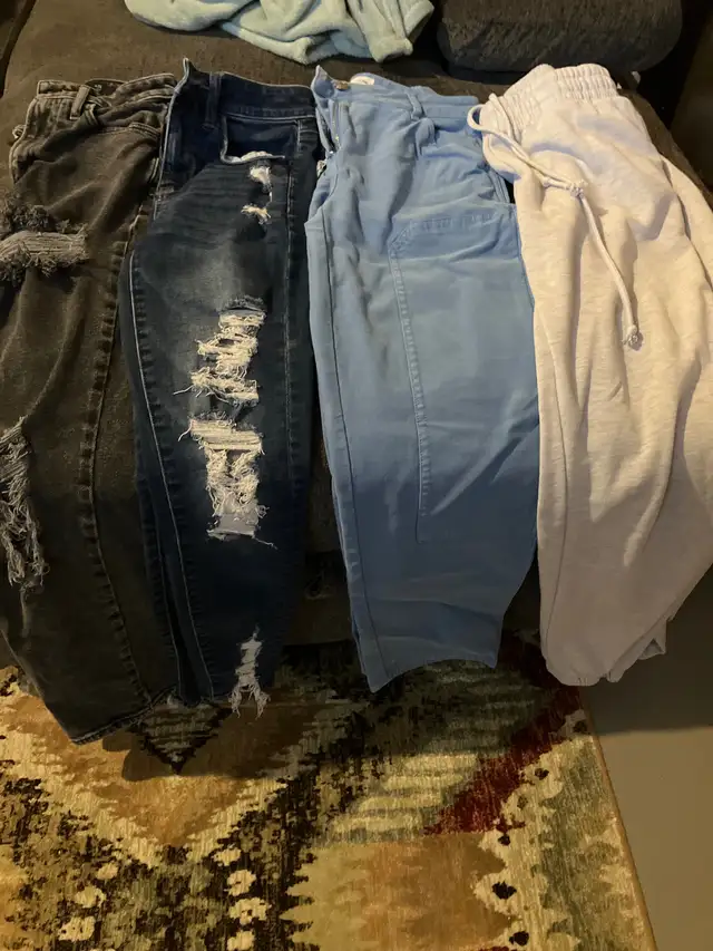 Women’s clothes in Women's - Bottoms in Calgary - Image 2