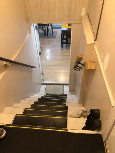 Available Sep. 30th    1 Bedroom Bsmt Apt.
