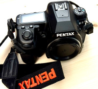 Pentax camera equipment (multiple items)