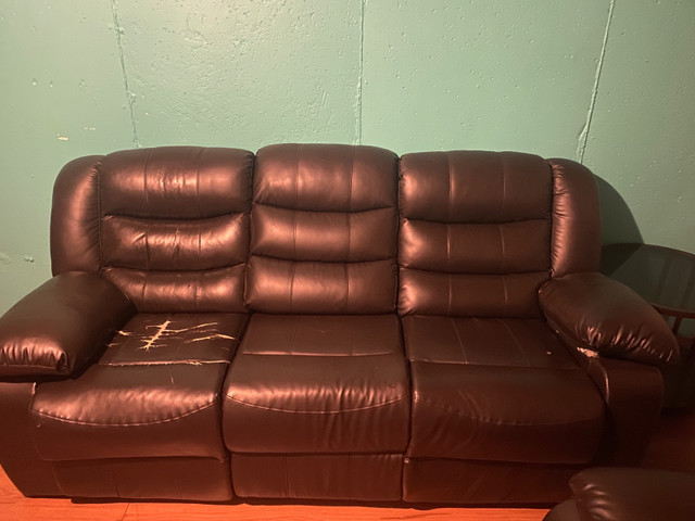 Reclining couch and reclining chair. | Chairs & Recliners | Sarnia | Kijiji