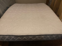 Beautiful QUEEN SEALY Optimum Mattress & FREE DELIVERY 
