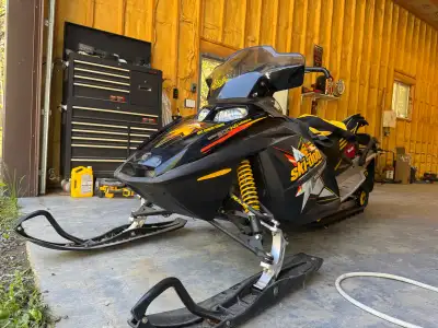 Looking to sell my 2004 Ski-doo Summit 800, this sled is in good condition and ready for the snow! I...