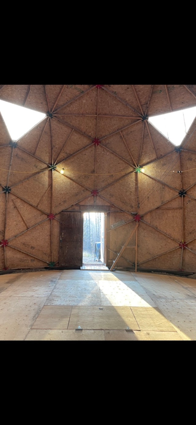 Hudson Bay, SK, Cabin, at Little Swan River, titled lot. Land for