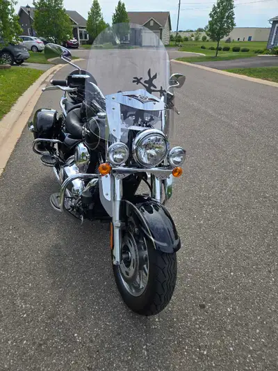 2009 kawasaki vulcan nomad 1700 36000kms bike is absolutely beautiful....crash bar...cruise control...