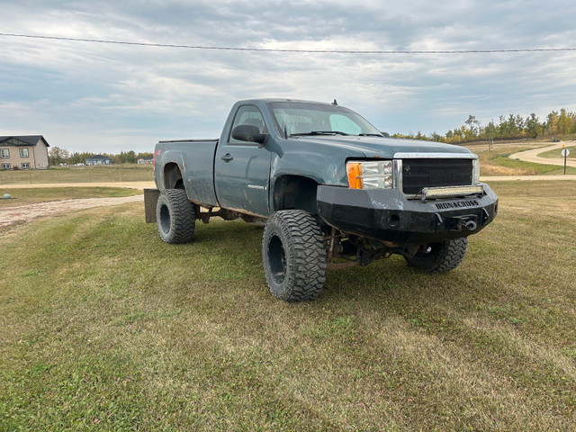 2009 gmc sierra in Cars & Trucks in St. Albert