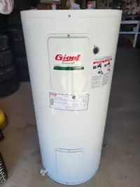 chauffe eau Giant 40 gallons