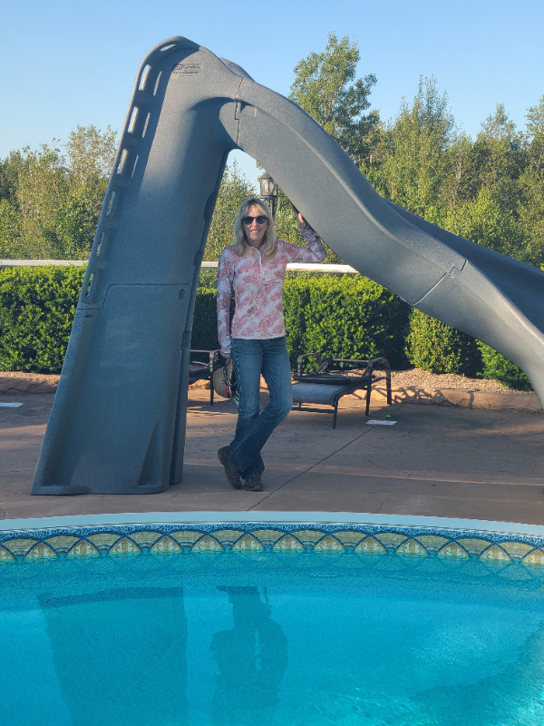 Pool water slide. in Hot Tubs & Pools in Annapolis Valley - Image 3