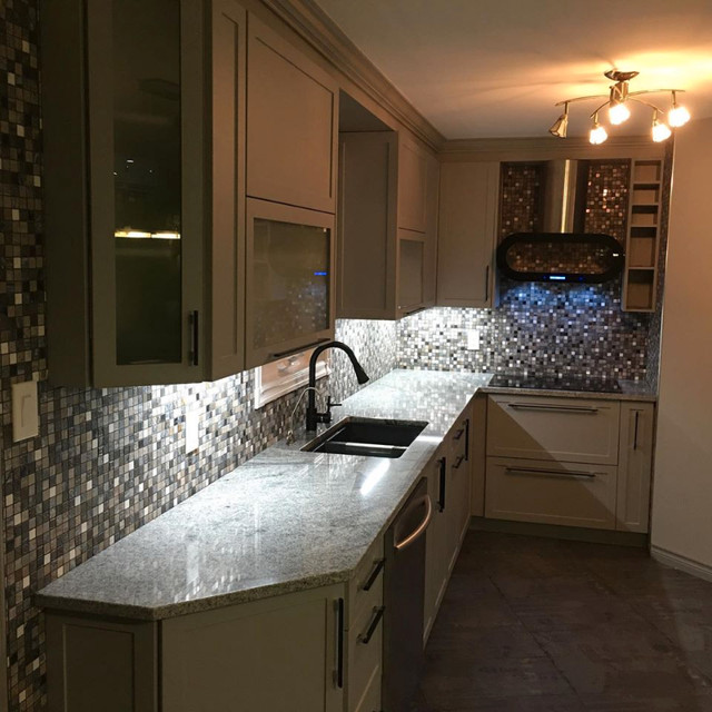 Éclairage de cuisine sur mesure / Custom Kitchen Lighting dans Électricité  à Laval/Rive Nord - Image 2