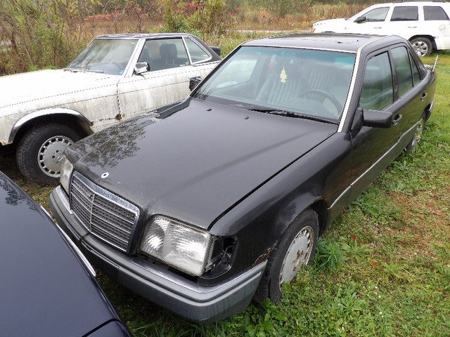 Mercedes W124 parts in Auto Body Parts in Gatineau