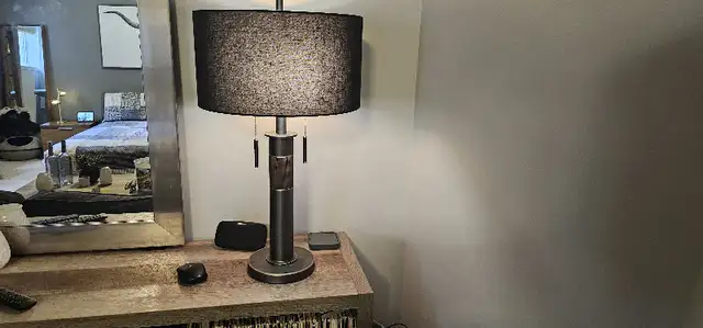 Lampe de table 26,5" Kingston Noir-Metal/Table Lamp Black in Indoor Lighting & Fans in Laval / North Shore - Image 4