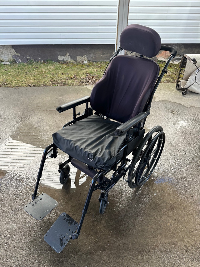 Tilt Wheel Chair in Health & Special Needs in Kawartha Lakes