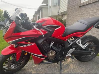 2018 Honda CBR  in Sport Touring in Cole Harbour - Image 2