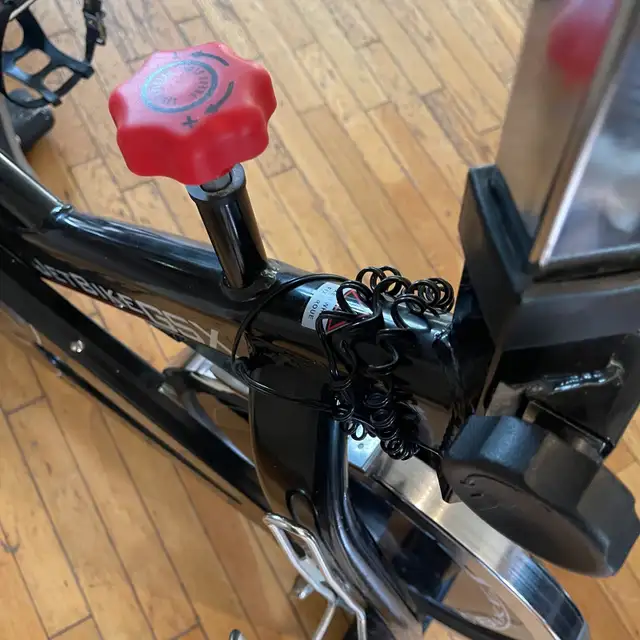 Spinning Bike / Exercise Bike532105296809175042