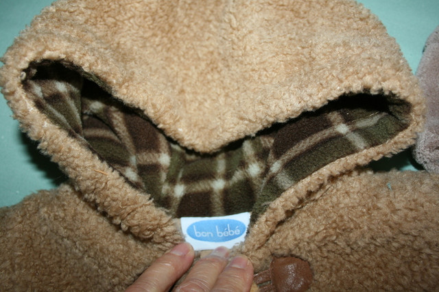 12 month Sheppa Coat, Hat, & Gloves $5.00 in Clothing - 9-12 Months in Windsor Region - Image 4