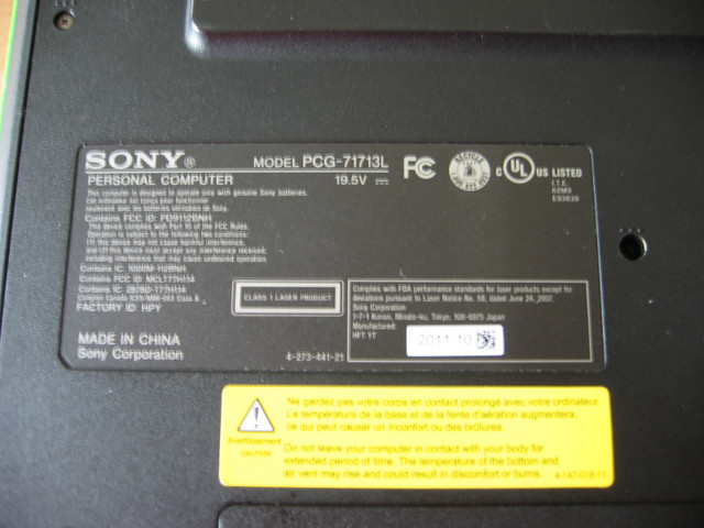 Sony Portable Vaio vert Windowa 10 Pro dans Portables  à Laval/Rive Nord - Image 4