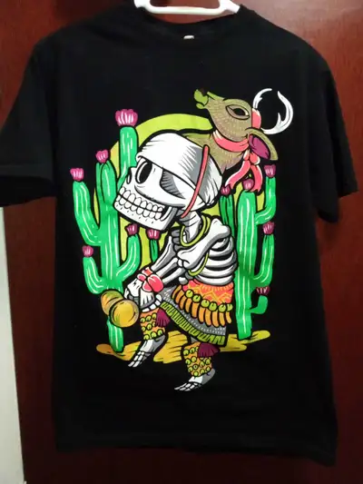 Skeleton T - Shirt - Size Medium , View more