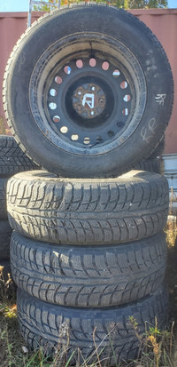 Snow Tires 245-60-18