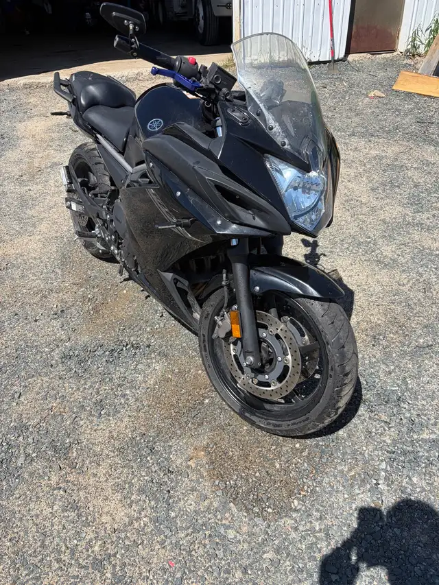 2014 Yamaha FZ6R  in Sport Touring in La Ronge - Image 2