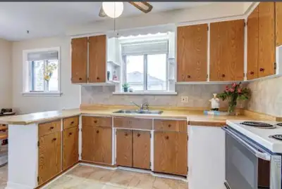 4Bedroom main floor avaialable for rent from July 1st,Scarborogh