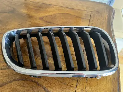 Brand new front grills for BMW 2 series sport 2 new in box