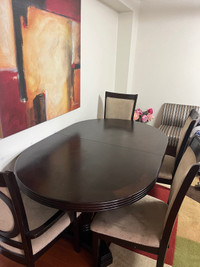 6 chairs and dinning table for sale 
