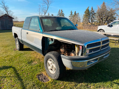 1994-2001 Dodge Ram 1500 4x4 and 2wd Parts