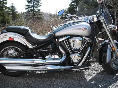 2006 Kawasaki Vulcan 2000 comes with 2 full face and 2 beanie helmets. Rocket 3xl Jacket and Pants,...
