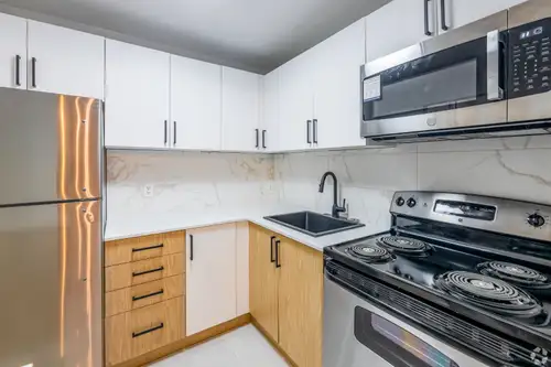 Welcome to Sunnydale Towns, the epitome of comfortable and stylish townhouse living in Waterloo, Ont...