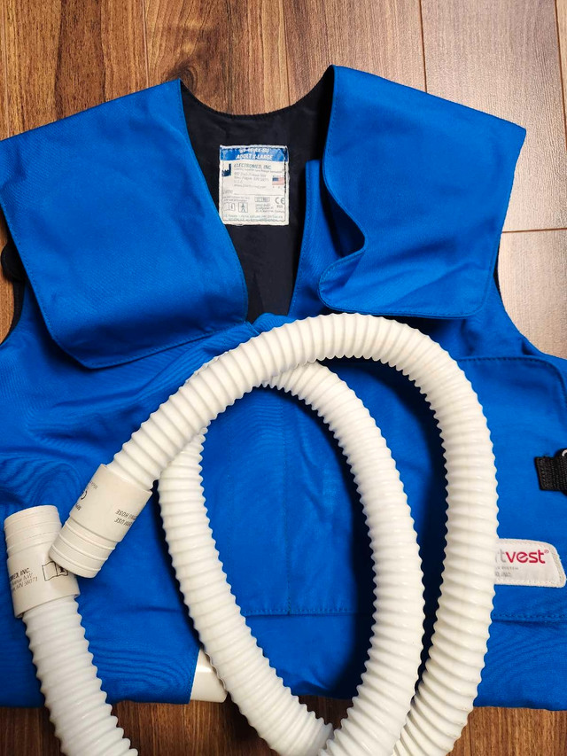 Electromed smartvest airway clearance vest in Other in Guelph - Image 2