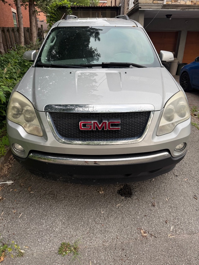 2010 GMC Acadia AWD SLE 8 Passenger with NEW ENGINE 3.6L — photo 4