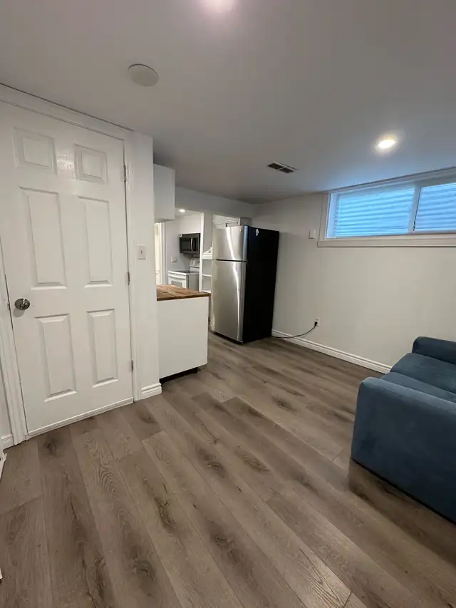 basement bachelor new in north York , yonge and Steeles