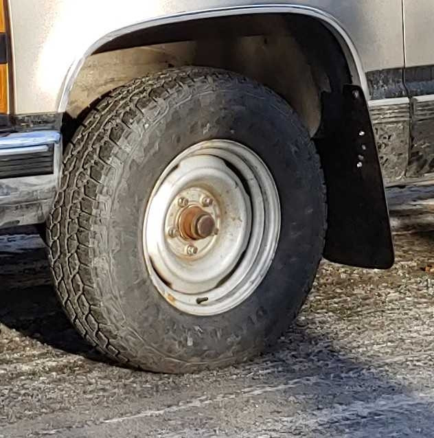Firestone Destination A/T 2, Chevy, GM, 5x5 Rims in Tires & Rims in Muskoka - Image 2