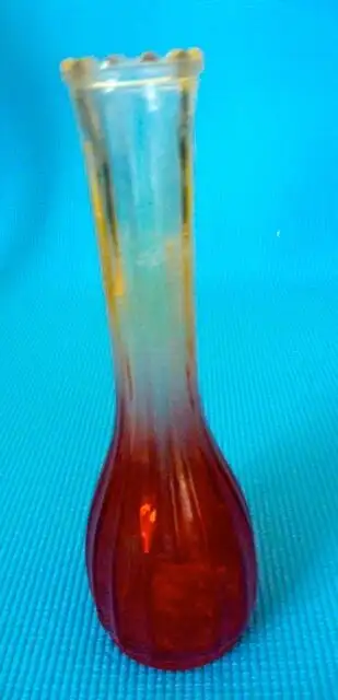 Choice of glass vases some vintage in Home Décor & Accents in Calgary - Image 6