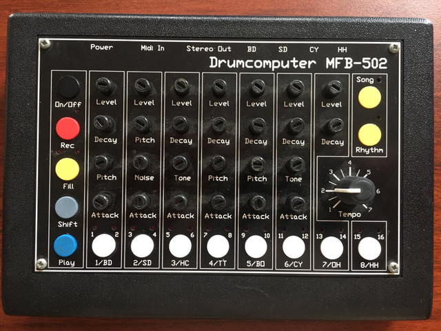 Drumcomputer MFB-502 drum machine dans Autre  à Ville de Montréal